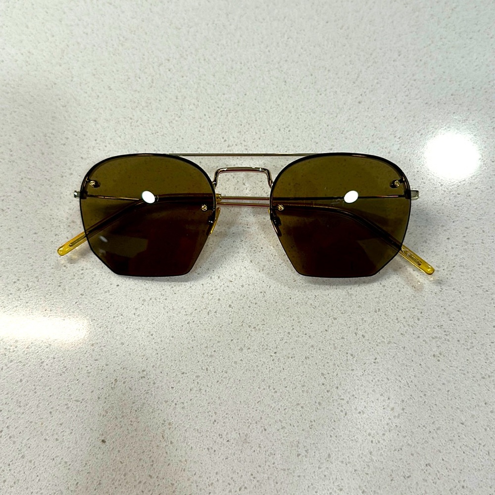 Saint Laurent sunglasses brand new conditions